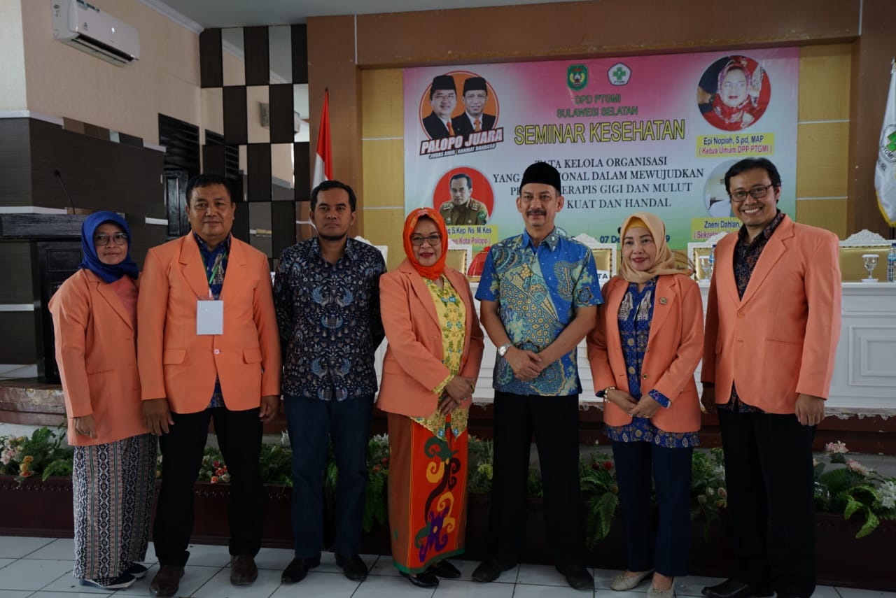 Kadinkes Ajak PTGMI, Wujudkan Gigi dan Mulut Sehat di Palopo WhatsApp Image 2019-12-07 at 14.56.33