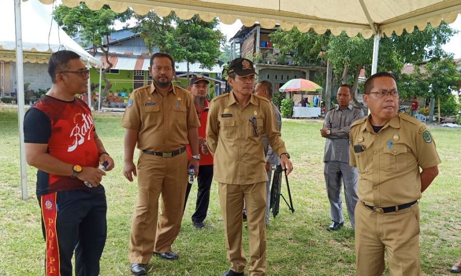 Sekda-Tinjau-Lokasi-MTQ-di-Salassa-Baebunta-(7)