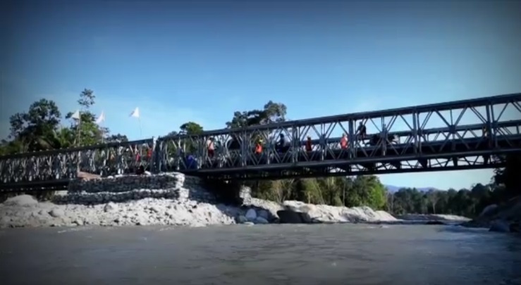 Jembatan bailey yang ada di Desa Baloli Kecamatan Masamba, Luwu Utara segera difungsikan.