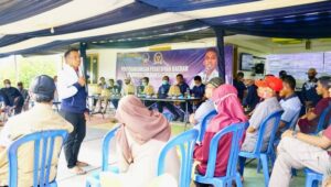 Wakil Ketua DPRD Sulawesi Selatan Syaharuddin Alrif melakukan sosialisasi Perda Nomor 04 tahun 2014 di Kecamatan Wattang Sidenreng Kabupaten Sidrap (13/09/20).