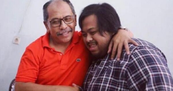 Ilham Arief Sirajuddin dan putranya, Amirul. foto:fajar.co.id