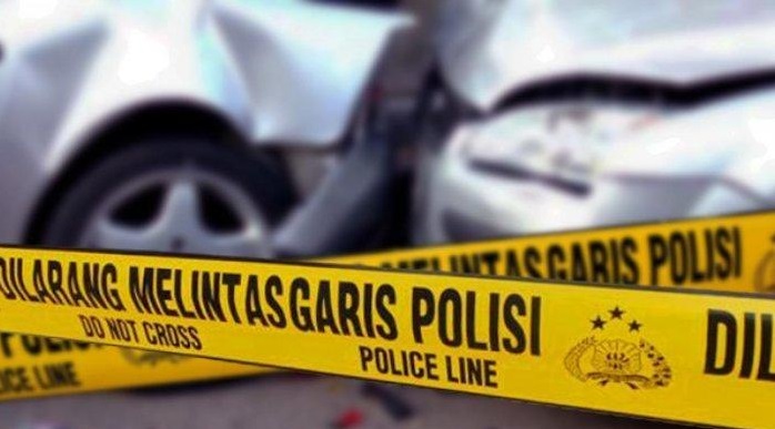 Ilustrasi tabrakan mobil.