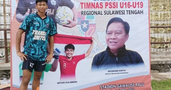 Pesepakbola muda asal Luwu Utara, Muh Arham Darmawan (15), mendapat panggilan seleksi Timnas U-16 Indonesia.