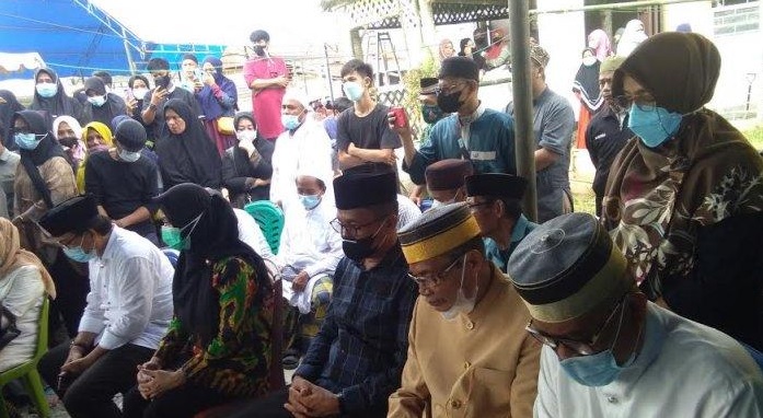 Plt Tomakaka Masamba, Haedar Idrus (Kedua dari kanan).
