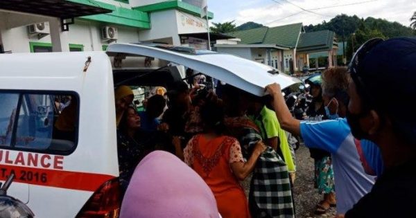 Siswi SD tewas tenggelam di Sungai Labokke, usai terima rapor, Sabtu (26/6/2021). foto:dari laman tribunnews.com