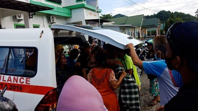 Siswi SD tewas tenggelam di Sungai Labokke, usai terima rapor, Sabtu (26/6/2021). foto:dari laman tribunnews.com