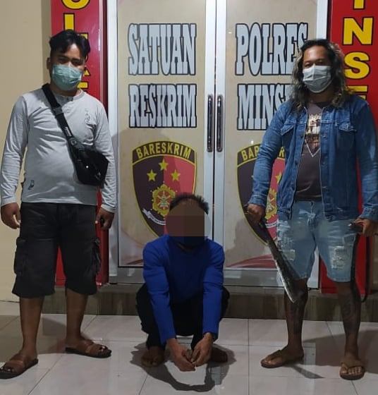 Pelaku Pemarangan34