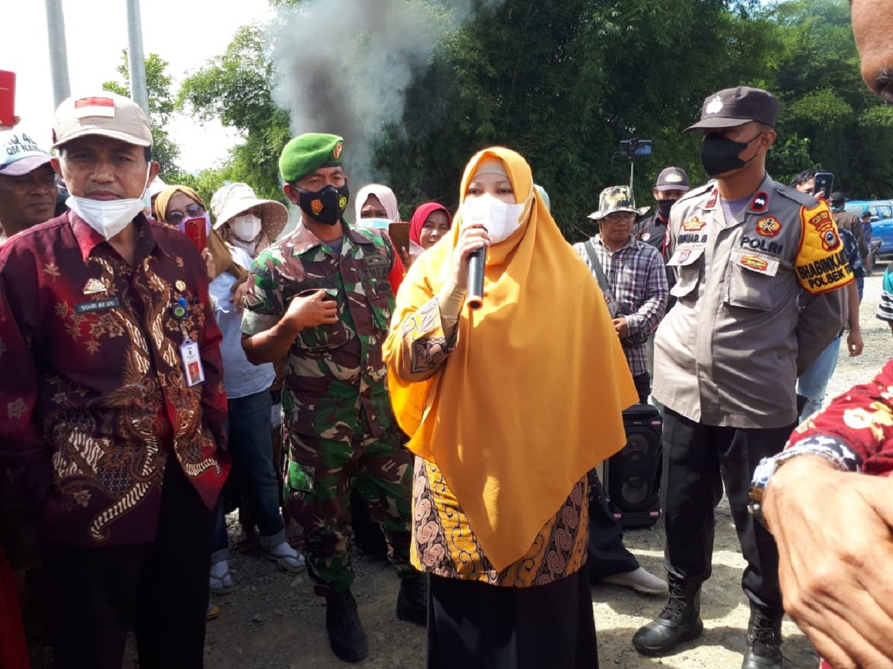Demo Masyarakat Mahalona
