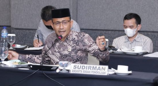 Anggota DPD RI, Sudirman. Foto:ist