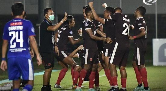 PSM Makassar menang 1-0 atas Persiraja Banda Aceh, di Stadion Kompyang Sujana, Jumat (25/3) malam. Foto: Twitter @Liga1match