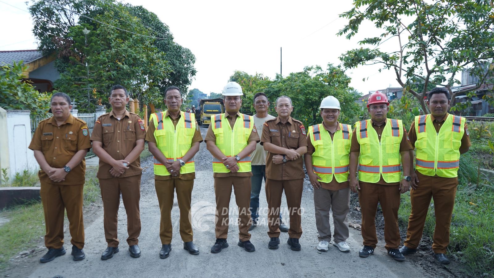 Wakil Bupati Asahan Tinjau Pelaksanaan Pemeliharaan Ruas Jalan Bernilai 5 Miliar