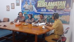 Satlantas Polres Brebes menggelar sosialisasi intensif terkait pelaksanaan Operasi Keselamatan Candi 2026. Berbeda dengan biasanya, kali ini sosialisasi menyasar masyarakat luas melalui siaran radio di Singosari FM Kab. Brebes.(dok Istimewa)