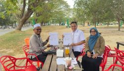 BPJS Ketenagakerjaan Kantor Cabang Lhokseumawe melaksanakan penandatanganan Perjanjian Kerja Sama (PKS) dengan Dewan Masjid Indonesia (DMI) Kota Lhokseumawe pada 9 Februari 2026. Kegiatan ini berlangsung di halaman Islamic Center Kota Lhokseumawe. [Foto : Dok. Humas BPJS Ketenagakerjaan Cabang Lhokseumawe]