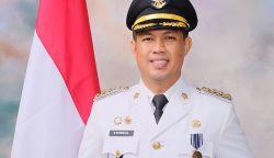 Bupati Cilacap Syamsul Auliya Rachman