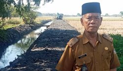 Kuwu Desa Klayan, Jumadi akan atasi masalah sampah.