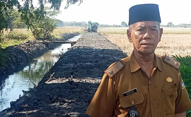 Kuwu Desa Klayan, Jumadi akan atasi masalah sampah.