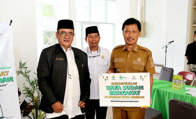 Pemkot Cirebon dan BAZNAS buka Layanan Zakat Terpadu dengan mengusung tema Zakat menguatkan Indonesia. (ft:mu'min/teraskata)