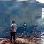 Polisi Selidiki Kebakaran Gudang PT TSM di Palasah, Kerugian Ditaksir Rp20 Juta