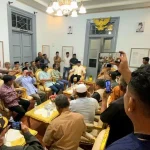 Bupati Bireuen Mukhlis Curhat ke Wartawan soal Tekanan Kritik Media