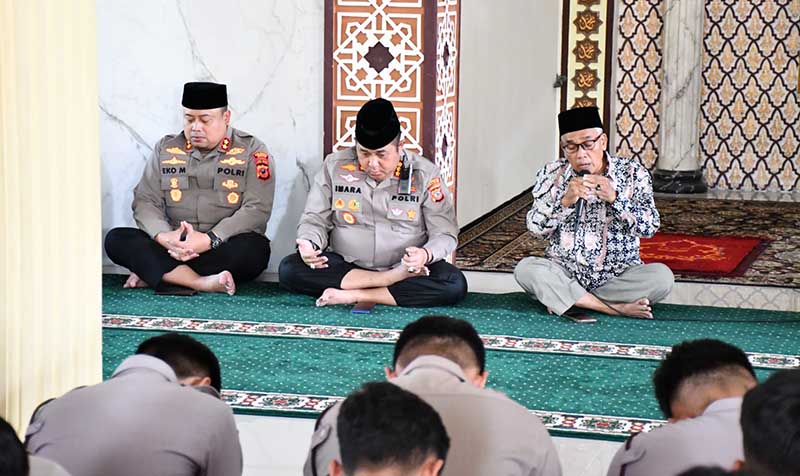 Sambut Hari Buruh, Polresta Cirebon Gelar Doa Bersama dan Tausiyah