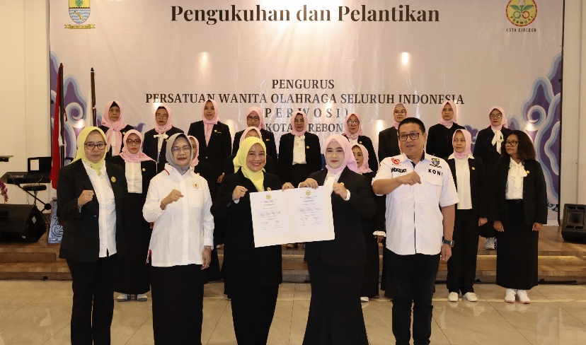 Pimpin Perwosi Cirebon, Siti Farida Ajak Kaum Perempuan Tak Takut Berolahraga