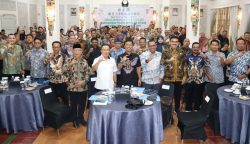 Pemkot Cirebon menggelar rapat persiapan pelaksanaan PORSENITAS XIII Tahun 2026, di Balai Kota Cirebon, Kamis (23/4/2026)