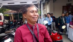 Kepala SMPN 2 Sumber
